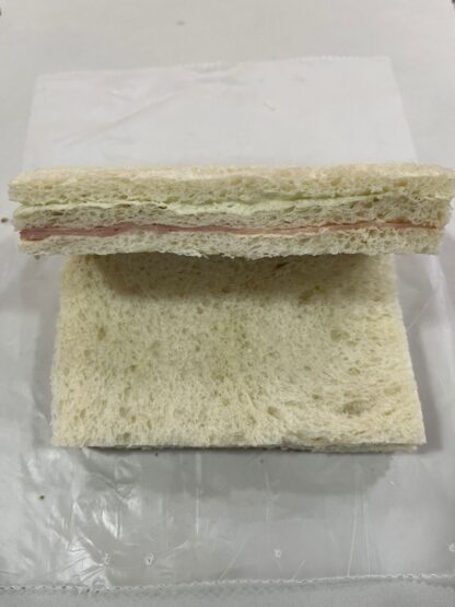 Sandwich de miga de Jamón y Roquefort