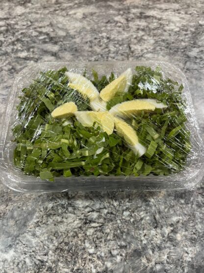 Ensalada de lechuga amarga y huevo